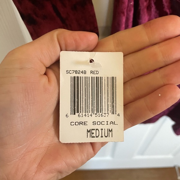 Macys sexy Velvet cut out Red Burgundy Long Sleeve Short Dress - Picture 5 of 8